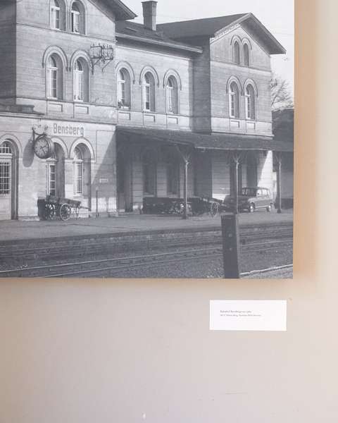 Dauerausstellung historischer Fotografien der Region in der Bensberger Traditionsgaststätte 'Klausmann', Kölner Straße 100, 51429 Bergisch Gladbach