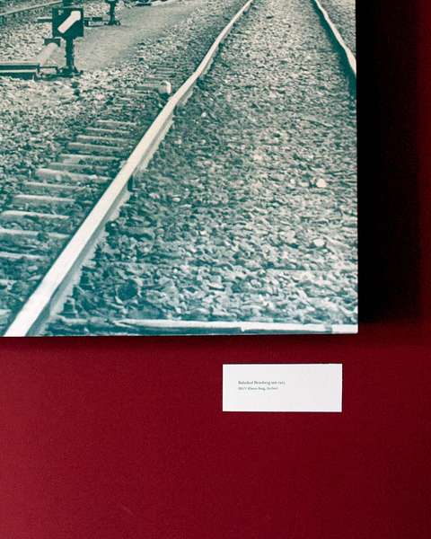 Dauerausstellung historischer Fotografien der Region in der Bensberger Traditionsgaststätte 'Klausmann', Kölner Straße 100, 51429 Bergisch Gladbach