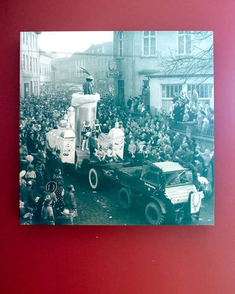 Dauerausstellung historischer Fotografien der Region in der Bensberger Traditionsgaststätte 'Klausmann', Kölner Straße 100, 51429 Bergisch Gladbach