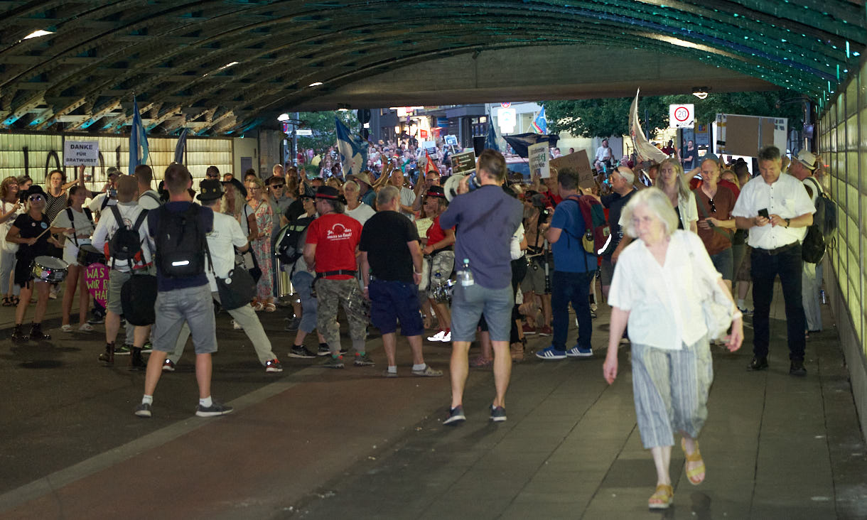 Bild von H.Schiele von der Danke-Demo in Köln am 17. August 2022