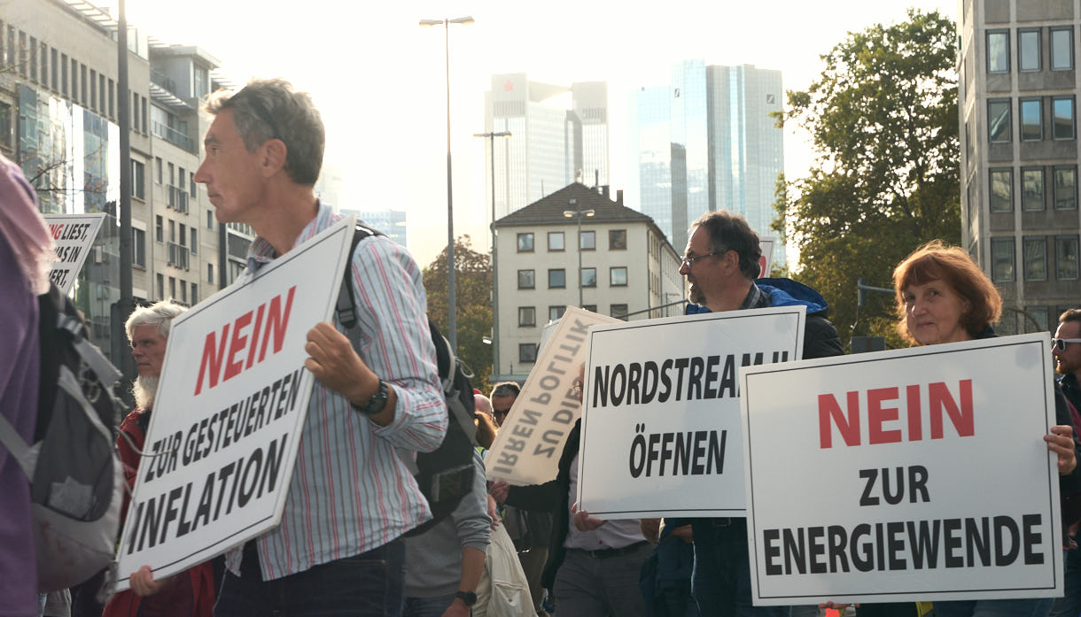 H.Schiele: Bilderserie von der "Europeans United" - Demo in Frankfurt, 22. Oktober 2022