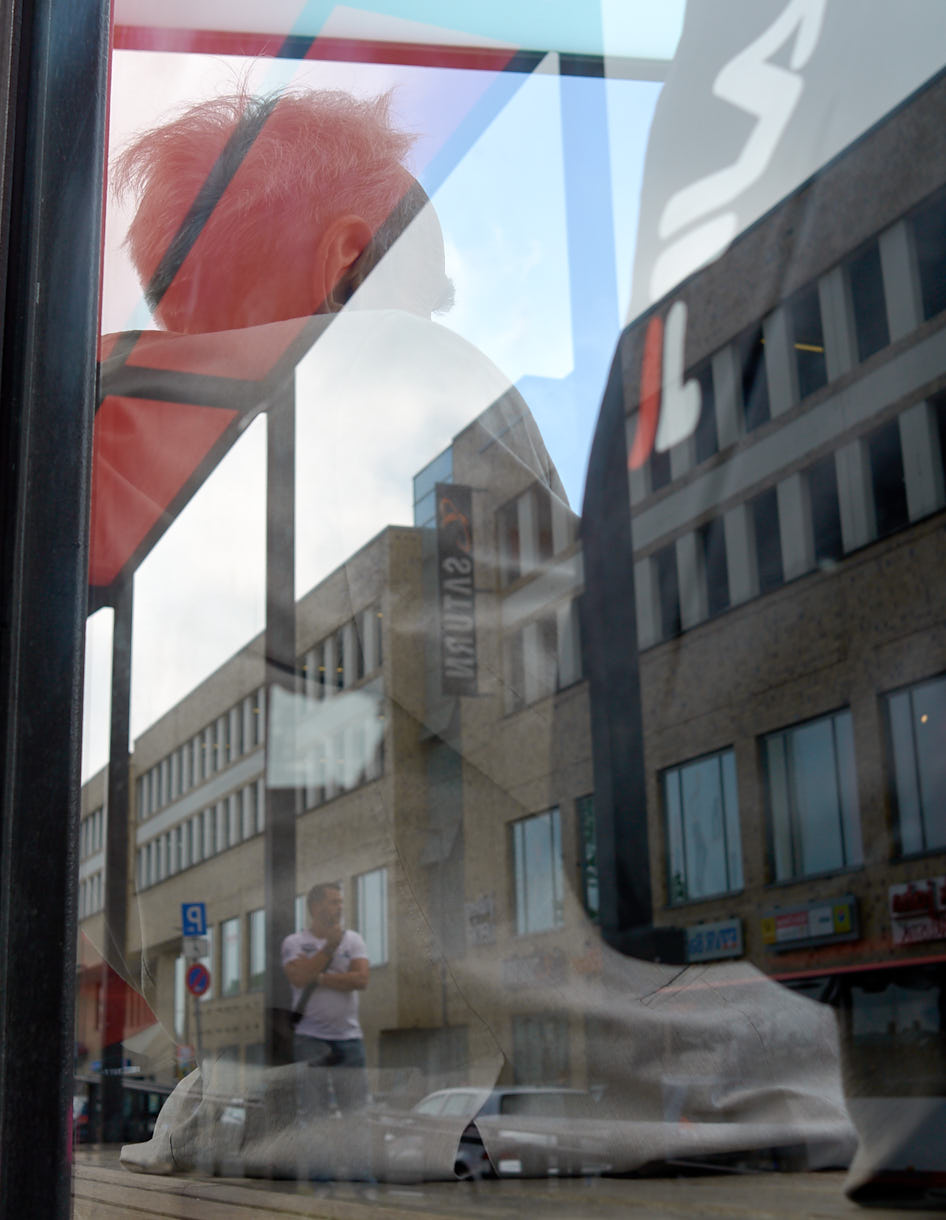 H.Schiele: "Street"